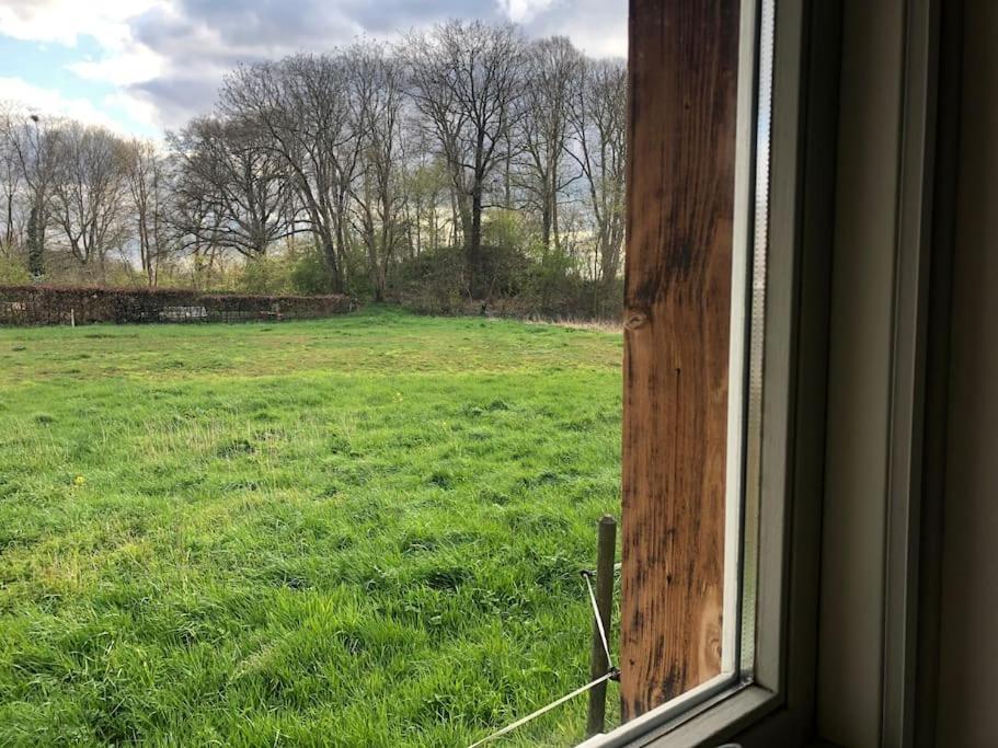 Landelijk Vakantiehuisje Alem Exterior foto